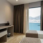 Joelle Premium 4* Sarandë