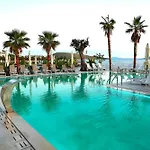 Joelle Premium 4* סרנדה