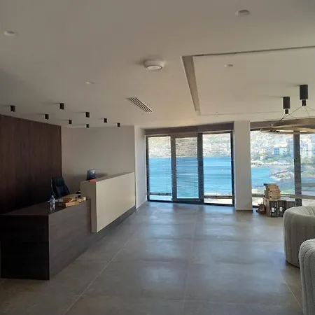 Joelle Premium Hotel 4*