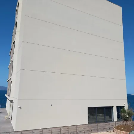 Joelle Premium Hotel
