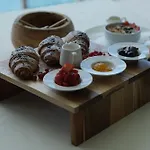 Joelle Premium Hotell