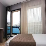 Joelle Premium Hotell 4*