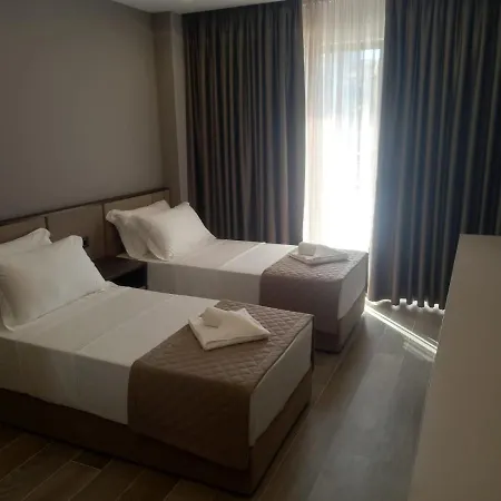 Joelle Premium 4* Sarandë
