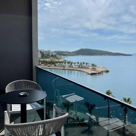 ホテル Joelle Premium 4*