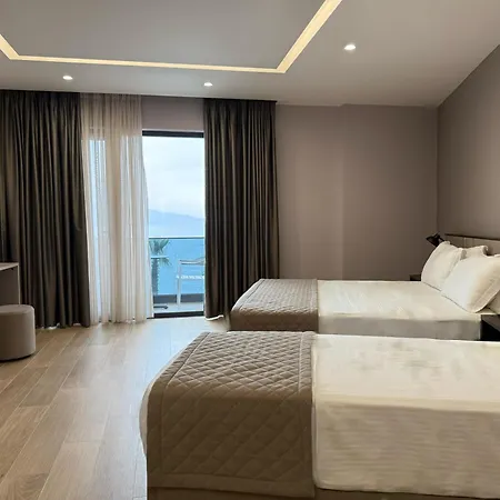 ホテル Joelle Premium Sarandë