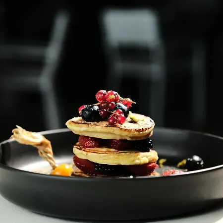 Joelle Premium 4* Sarandë