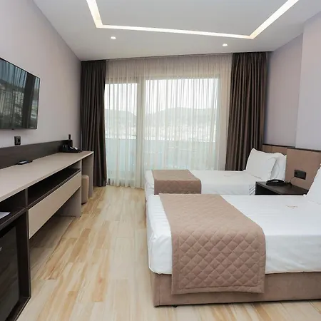 ホテル Joelle Premium Sarandë