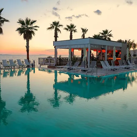 ホテル Joelle Premium 4*