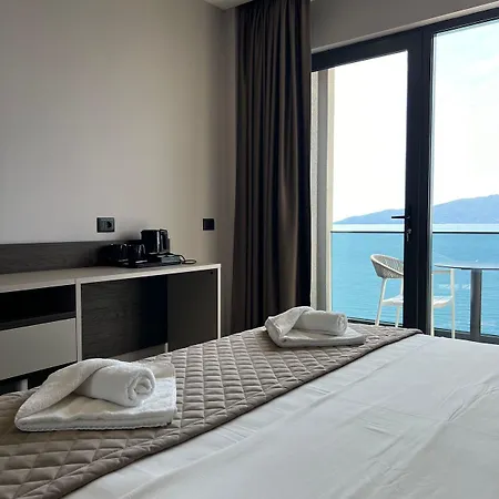 Joelle Premium 4*