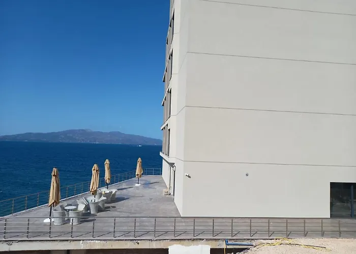 Hotel Joelle Premium Sarandë