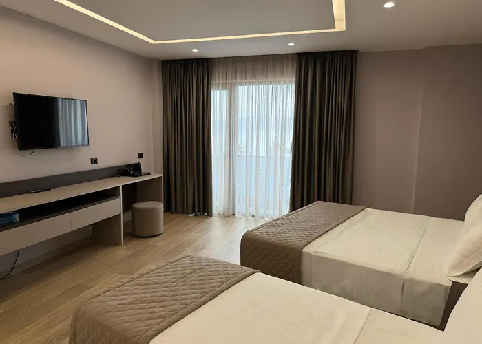 Joelle Premium Saranda