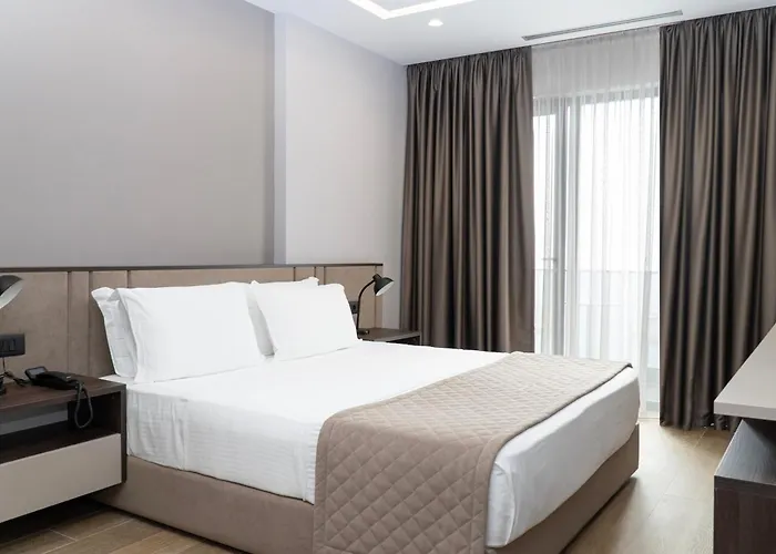 Joelle Premium Sarandë