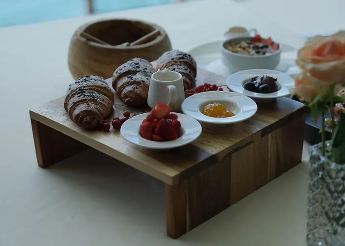 Joelle Premium Hotel