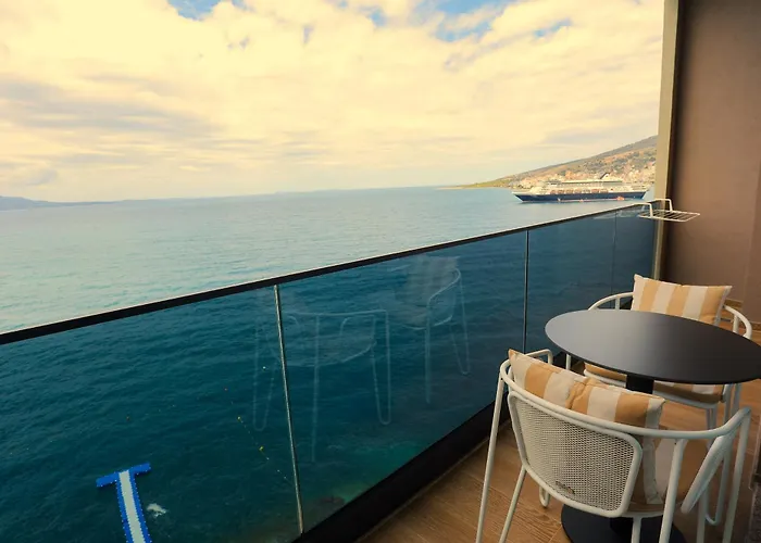 Joelle Premium Sarandë