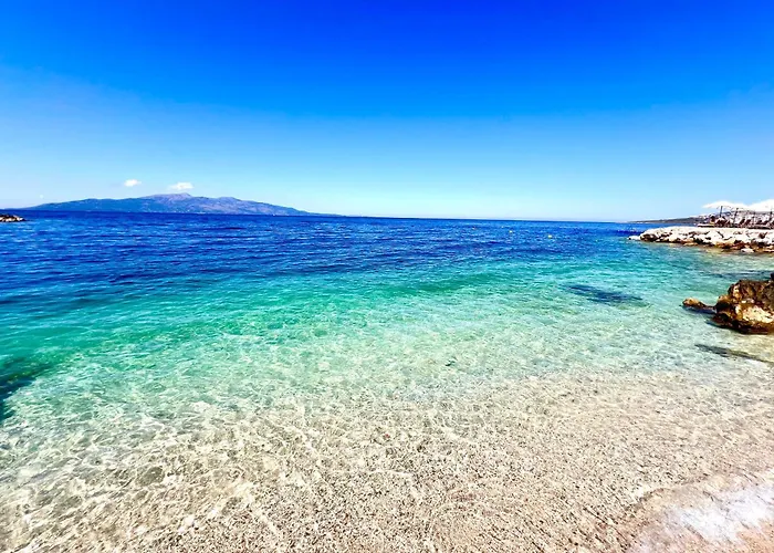 Joelle Premium 4* Sarandë